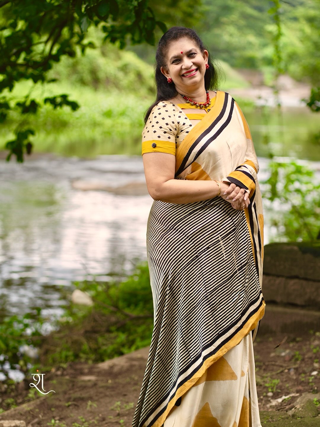 Rekha — photograph 19