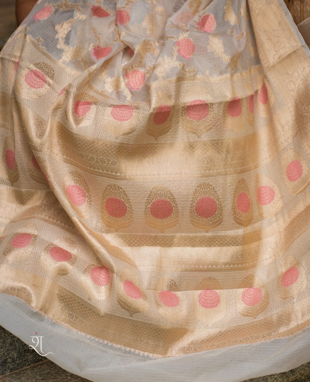 Malar — photograph 5